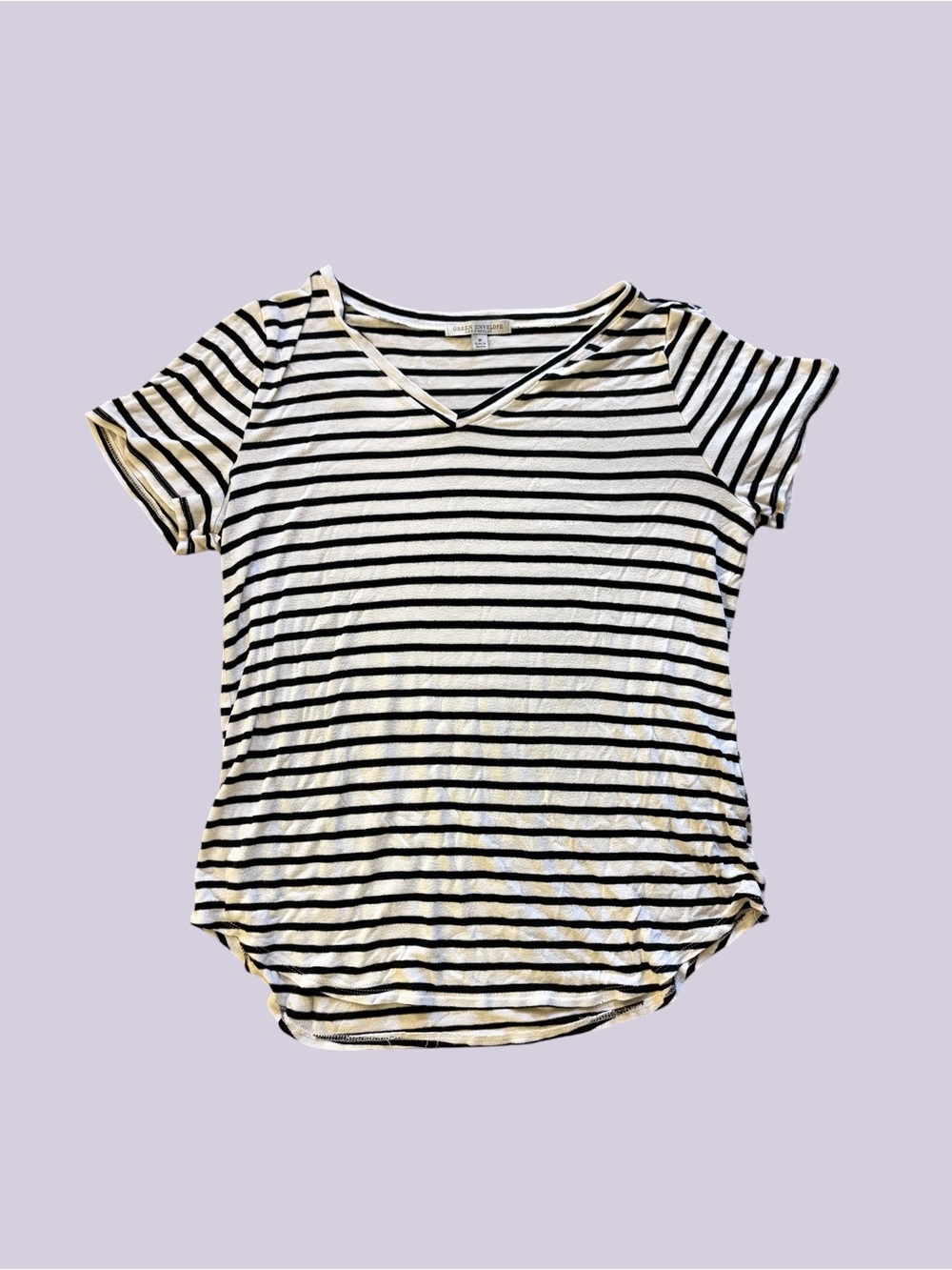 Green Envelope Los Angeles Black White Striped V-Neck Tee Size M